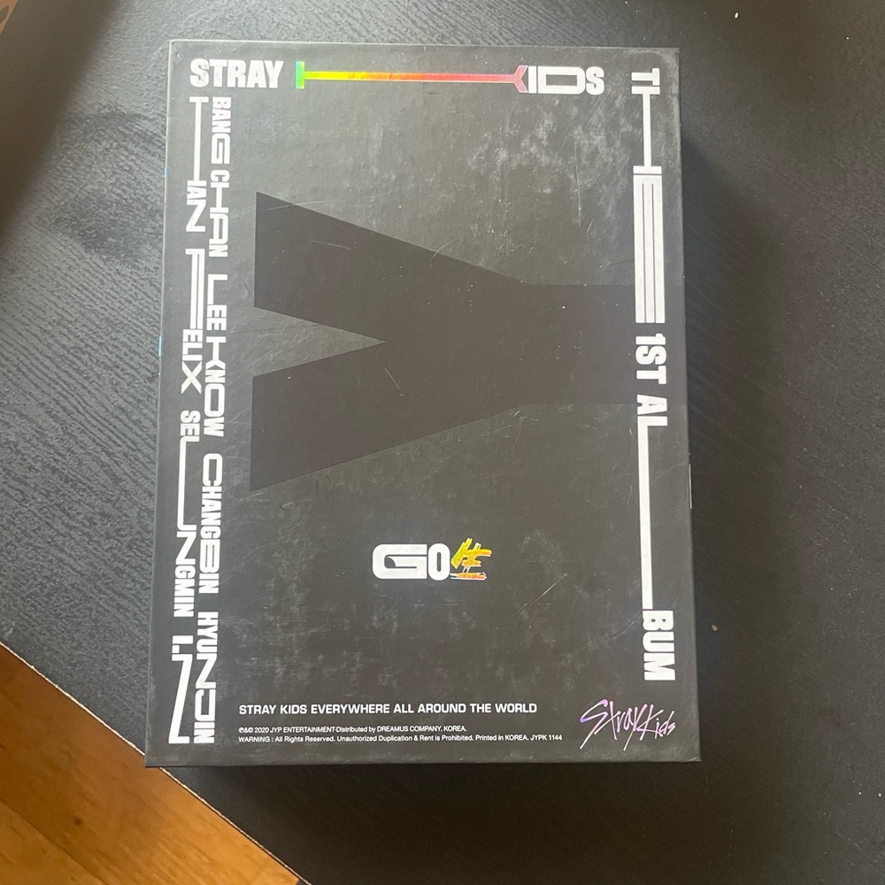 Stray Kids Album Box